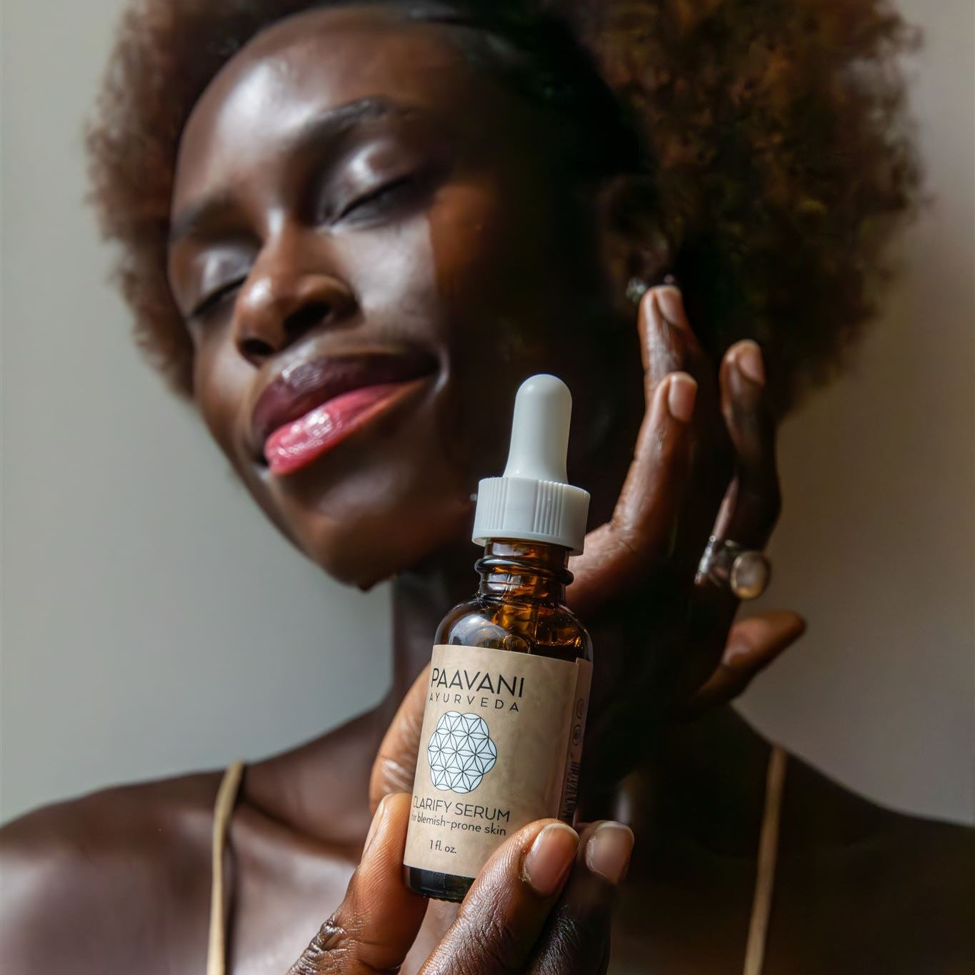 Clarify Serum  | Ayurvedic Face Oil for Blemish-Prone Skin-4
